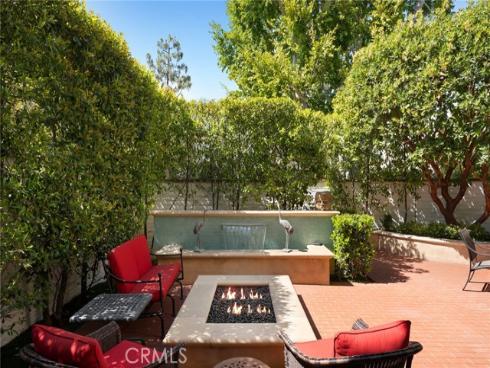 26 Chatham 25 Court, Newport Beach, CA