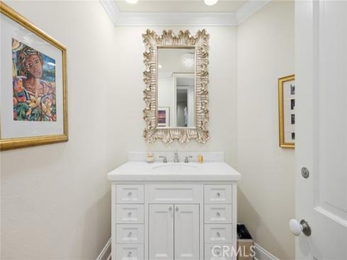 26 Chatham 25 Court, Newport Beach, CA