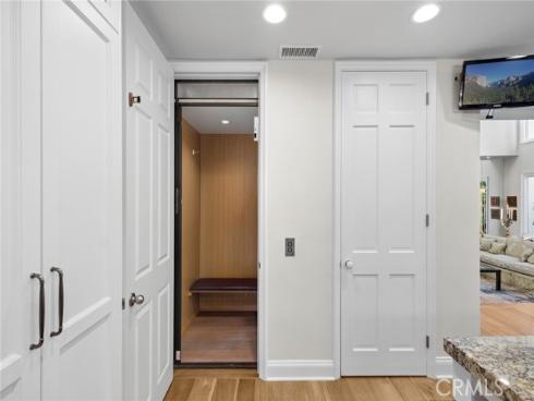 26 Chatham 25 Court, Newport Beach, CA