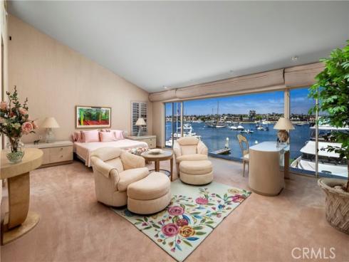 812  W Bay Ave  , Newport Beach, CA