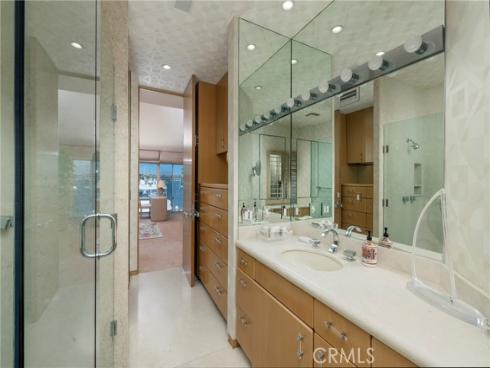 812  W Bay Ave  , Newport Beach, CA