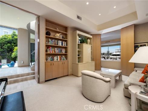 812  W Bay Ave  , Newport Beach, CA