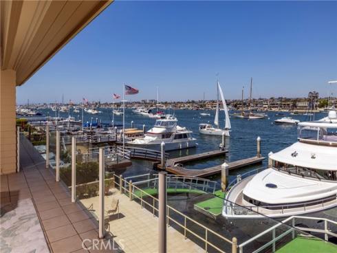 812  W Bay Ave  , Newport Beach, CA