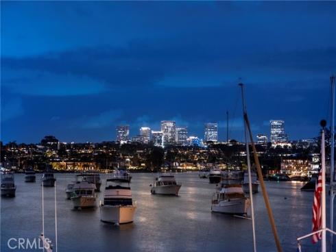 812  W Bay Ave  , Newport Beach, CA