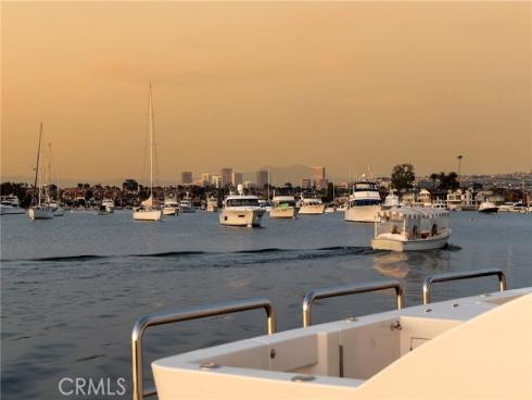 812  W Bay Ave  , Newport Beach, CA