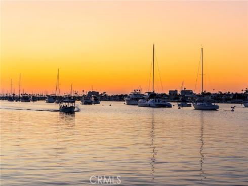 812  W Bay Ave  , Newport Beach, CA