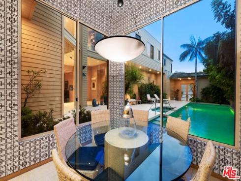 812 W Bay Avenue, Newport Beach, CA