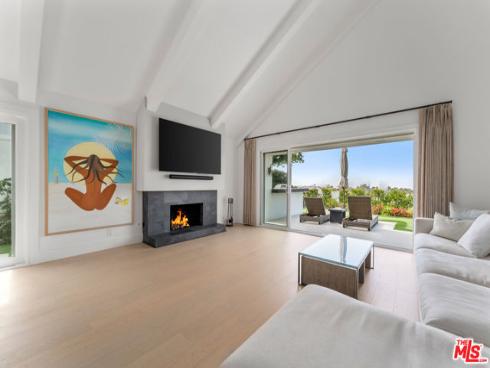 1915 Yacht Truant , Newport Beach, CA