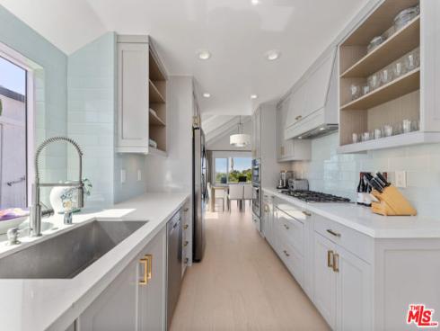 1915 Yacht Truant , Newport Beach, CA