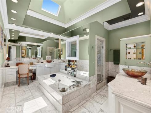 14 Rue Chantilly , Newport Beach, CA