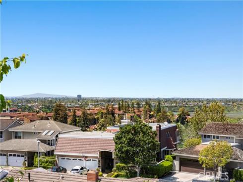 14 Rue Chantilly , Newport Beach, CA