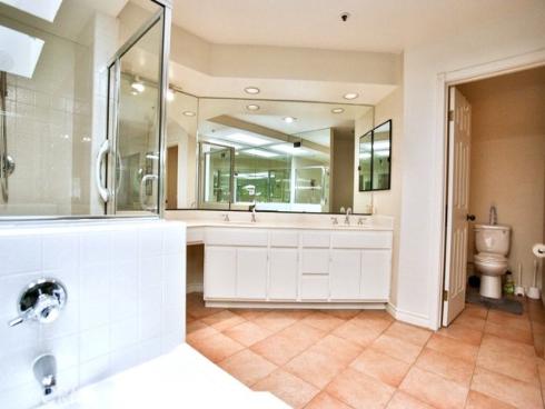 270 Cagney 301 Lane, Newport Beach, CA