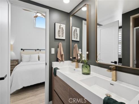 432 Seville Avenue, Newport Beach, CA