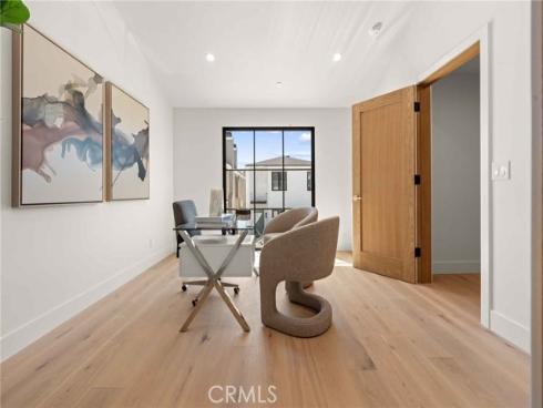 214 Abalone Avenue, Newport Beach, CA