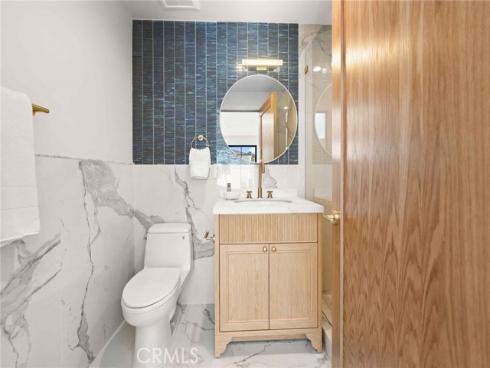 214 Abalone Avenue, Newport Beach, CA