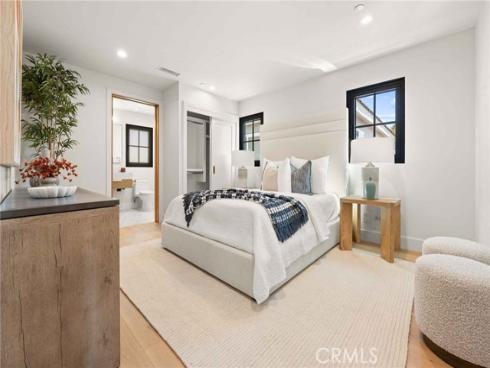 214 Abalone Avenue, Newport Beach, CA