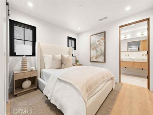 214 Abalone Avenue, Newport Beach, CA