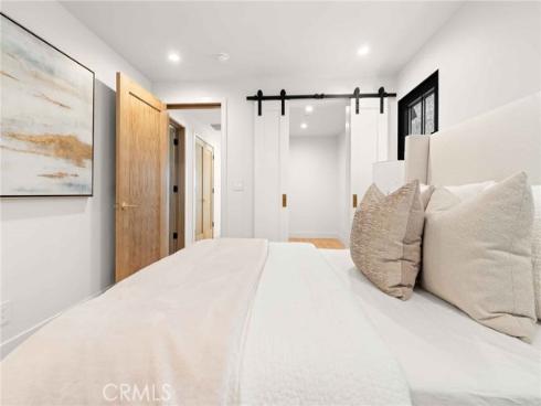 214 Abalone Avenue, Newport Beach, CA