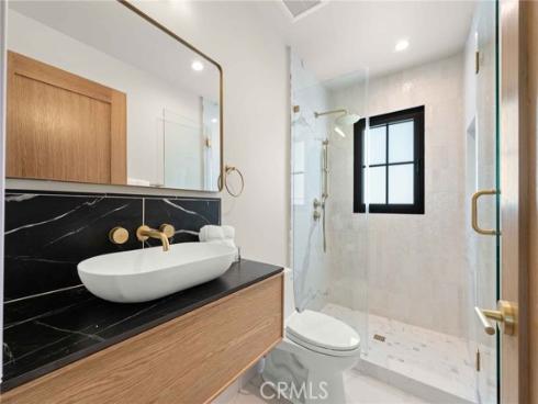 214 Abalone Avenue, Newport Beach, CA