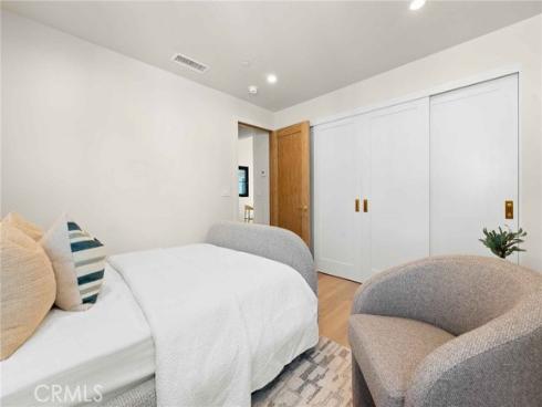 214 Abalone Avenue, Newport Beach, CA