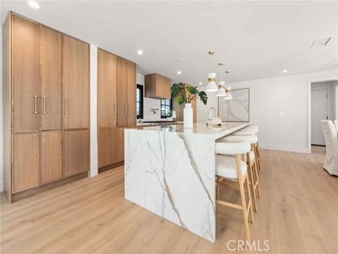 214 Abalone Avenue, Newport Beach, CA