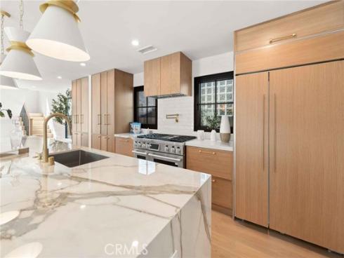 214 Abalone Avenue, Newport Beach, CA