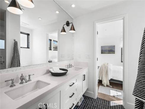 2045 E Ocean Boulevard, Newport Beach, CA