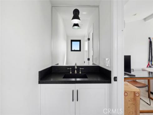 2045 E Ocean Boulevard, Newport Beach, CA