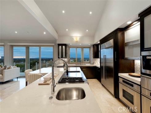 9 Saint Tropez , Newport Beach, CA