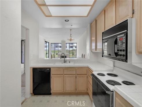 210 Lille 217 Lane, Newport Beach, CA