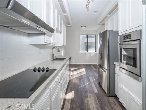 230 Lille 214 Lane, Newport Beach, CA