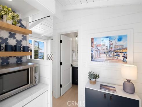 104 Onyx Avenue, Newport Beach, CA