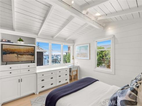 104 Onyx Avenue, Newport Beach, CA