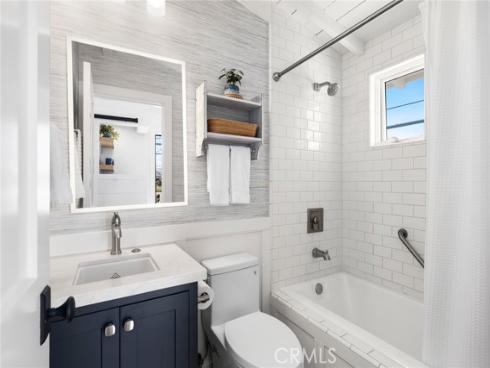 104 Onyx Avenue, Newport Beach, CA