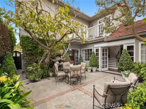 133 Via Venezia , Newport Beach, CA