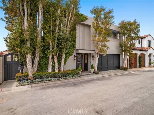 133 Via Venezia , Newport Beach, CA