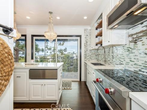 102  Scholz  PH 28 , Newport Beach, CA