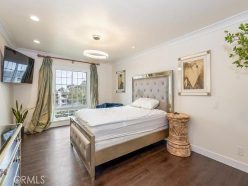 102  Scholz  PH 28 , Newport Beach, CA