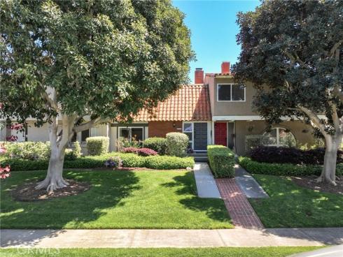2654 Vista Del Oro , Newport Beach, CA