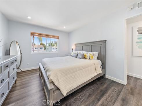 2654 Vista Del Oro , Newport Beach, CA