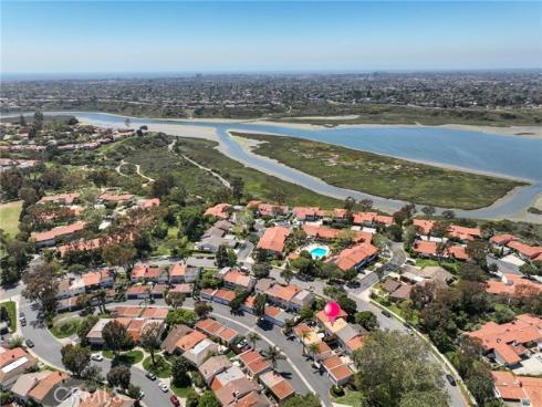 2654 Vista Del Oro , Newport Beach, CA