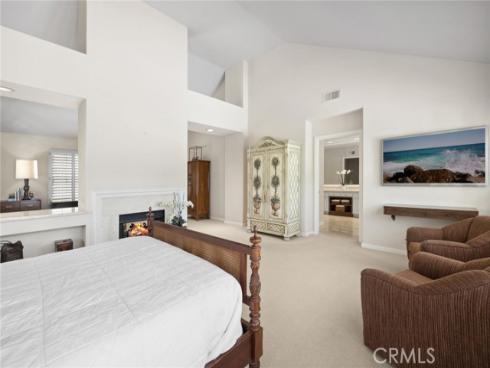 77 Hillsdale Drive, Newport Beach, CA