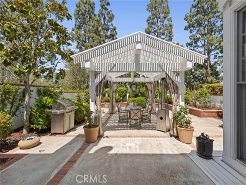 77 Hillsdale Drive, Newport Beach, CA