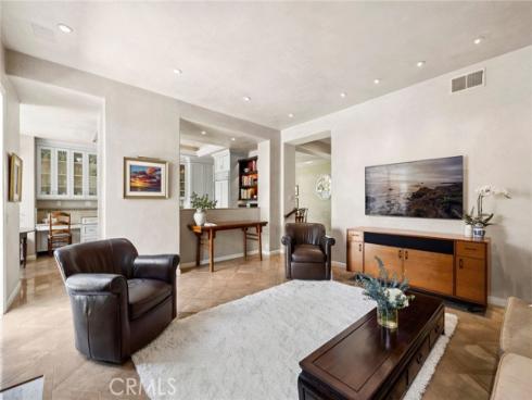 77 Hillsdale Drive, Newport Beach, CA