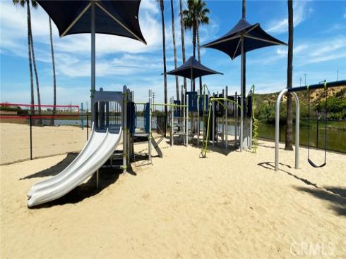 327 62nd Street, Newport Beach, CA