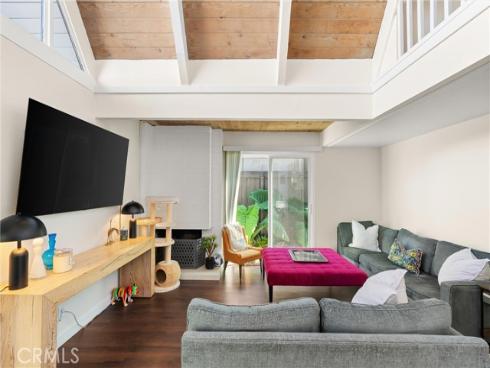 327 62nd Street, Newport Beach, CA