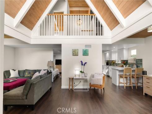 327 62nd Street, Newport Beach, CA