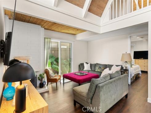 327 62nd Street, Newport Beach, CA