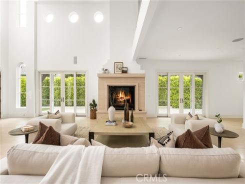 375 Santa Isabel Avenue, Newport Beach, CA