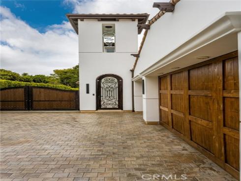 375 Santa Isabel Avenue, Newport Beach, CA